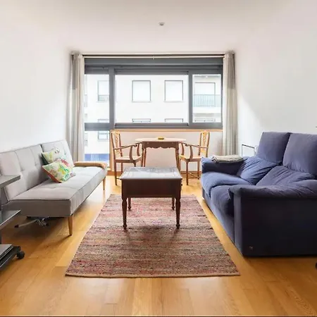 Centro De Con Parking Apartamento Baiona